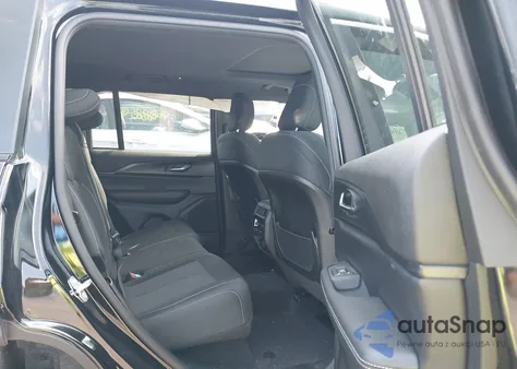 2025 Jeep Grand Cherokee Laredo X 4X4 z USA, uszkodzony, nr VIN 1C4RJHAG1SC271987